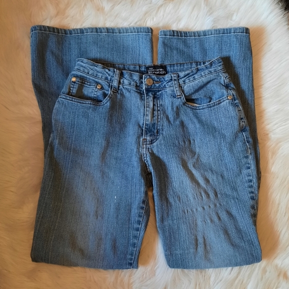 VINTAGE BOHO Floral Threaded Jeans - Picture 6 of 12